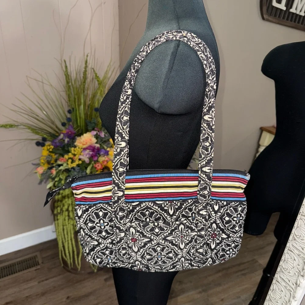 Vera Bradley • Barcelona Tote Bag
